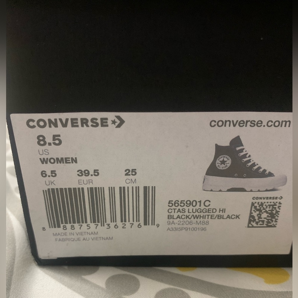 Women Converse Shoe